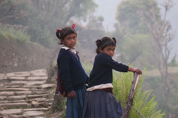 https://www.gazarphoto.com/files/gimgs/th-12_Nepal13.jpg