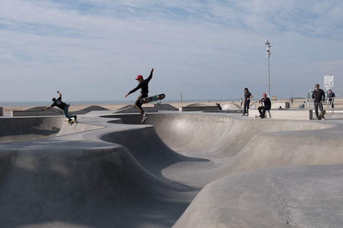 https://www.gazarphoto.com/files/gimgs/th-54_Skate18-copy.jpg