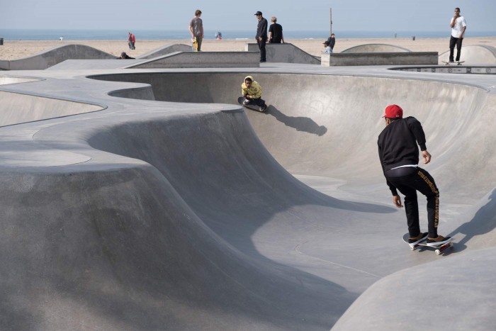 https://www.gazarphoto.com/files/gimgs/th-54_Skate2-copy.jpg