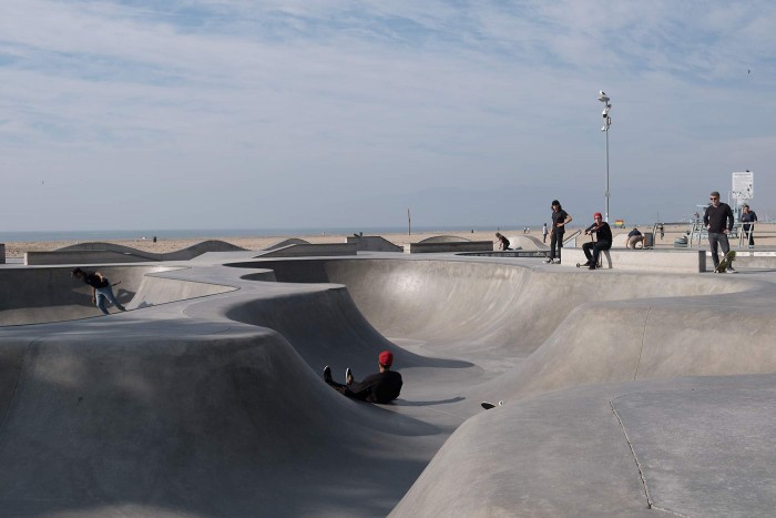 https://www.gazarphoto.com/files/gimgs/th-54_Skate25-copy.jpg
